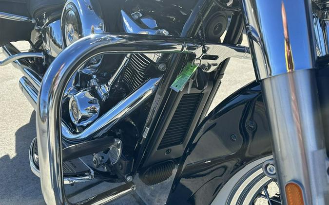 2020 Harley-Davidson Softail FLDE - Deluxe