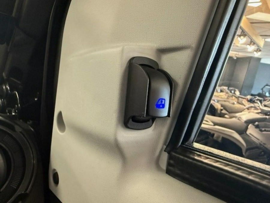 2025 Kawasaki RIDGE Crew HVAC