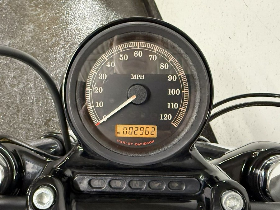 2011 Harley-Davidson® XL1200X - Sportster® Forty-Eight®