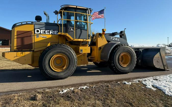 2012 724K Wheel Loader - John Deere
