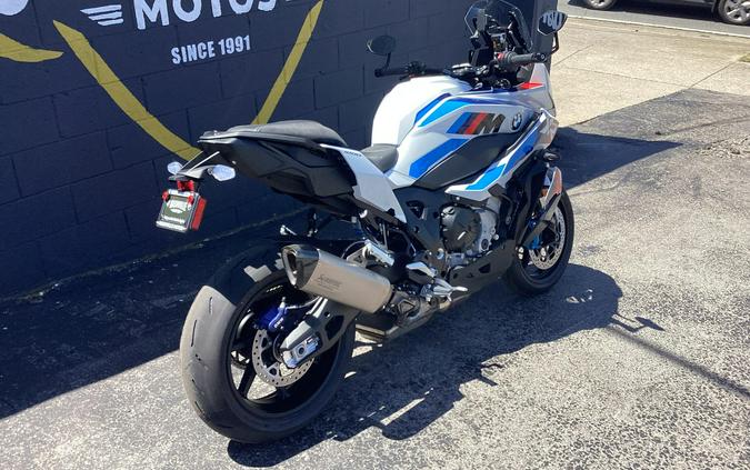 2026 BMW M 1000 XR