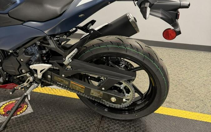 2026 Kawasaki Ninja® 500 SE ABS