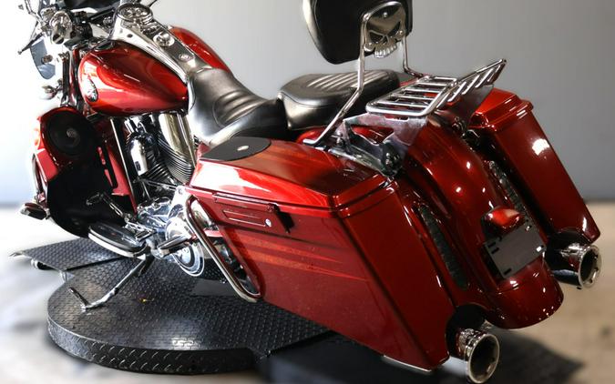 2013 Harley-Davidson CVO Road King FLHRSE5