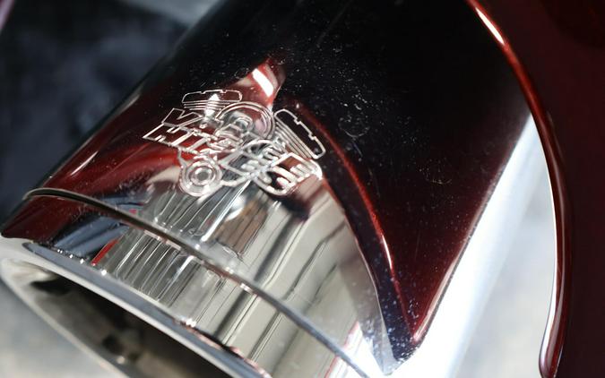2013 Harley-Davidson CVO Road King FLHRSE5