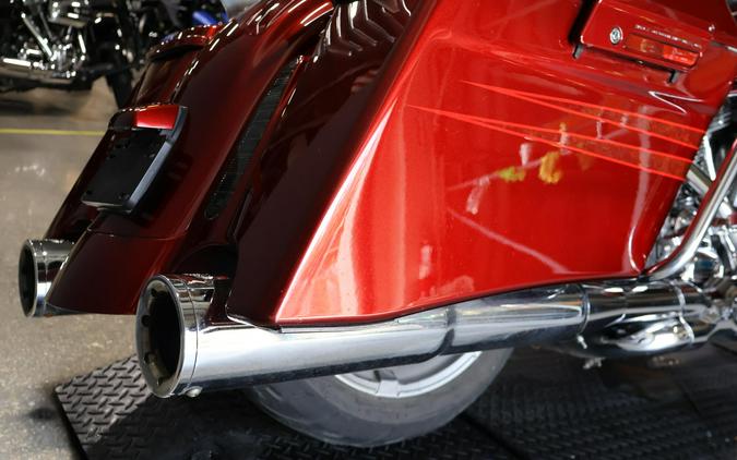 2013 Harley-Davidson CVO Road King FLHRSE5