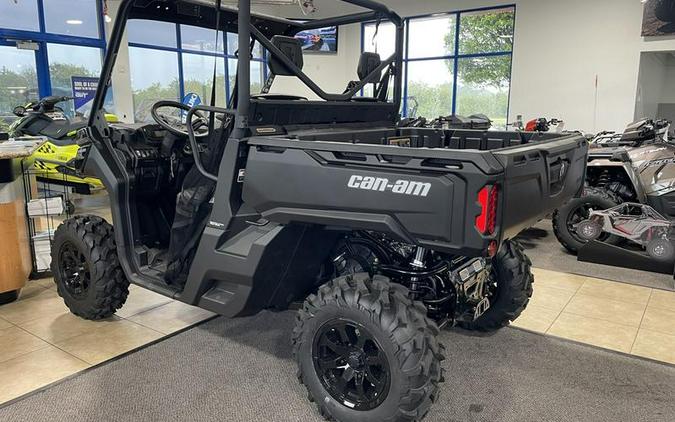 2023 Can-Am® Defender DPS HD10