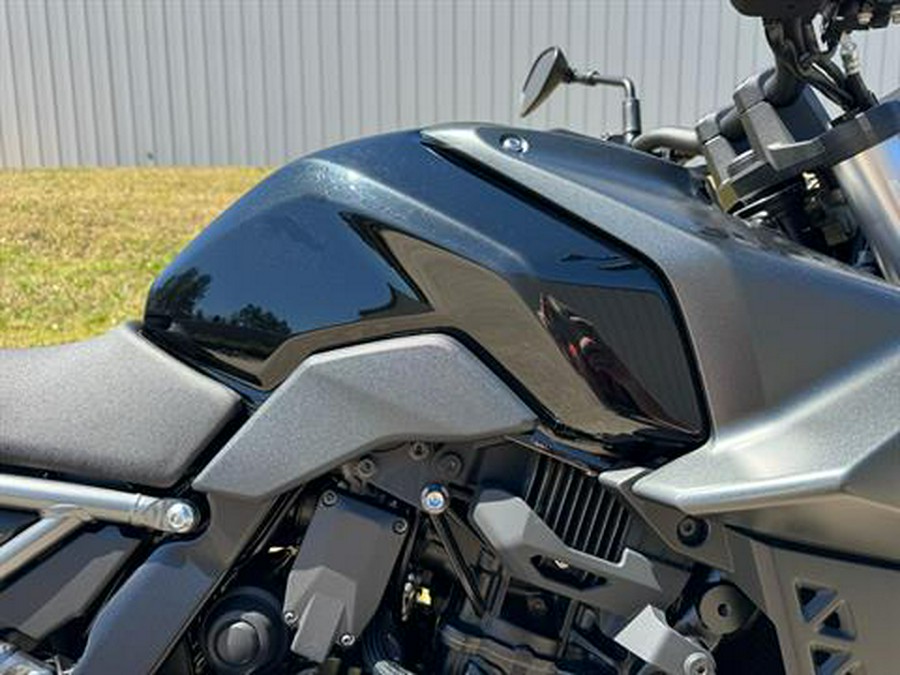 2023 Suzuki GSX-8S