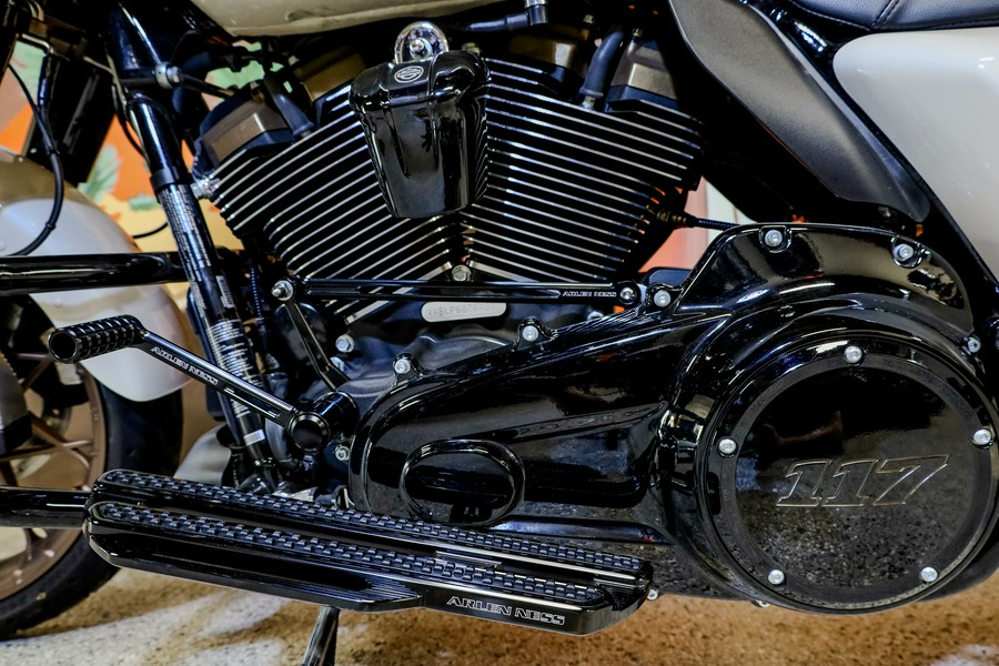 2023 Harley-Davidson FLHXST