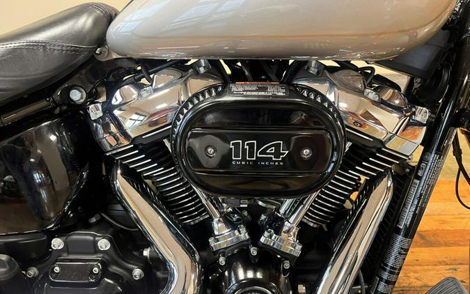 Used 2018 Harley-Davidson Heritage Softail Classic Cruiser Motorcycle For Sale Near Memphis, TN