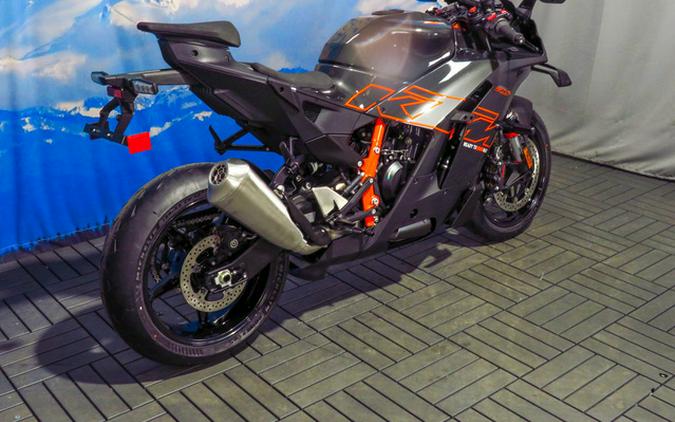 2026 KTM RC 990 R