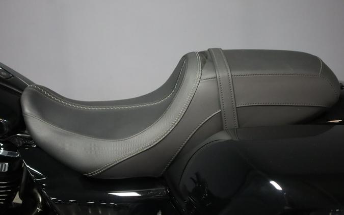 2024 Harley-Davidson Street Glide FLHX