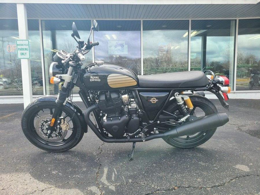 2024 Royal Enfield INT650 Black Ray