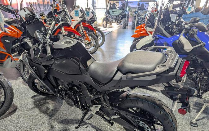 2025 Yamaha TRACER 9 Raven - 000383