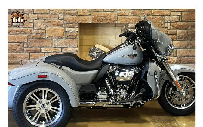 2024 Harley-Davidson Tri Glide Ultra Billiard Gray