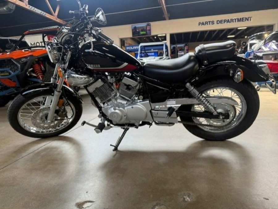 2025 Yamaha XV250S1CB 250