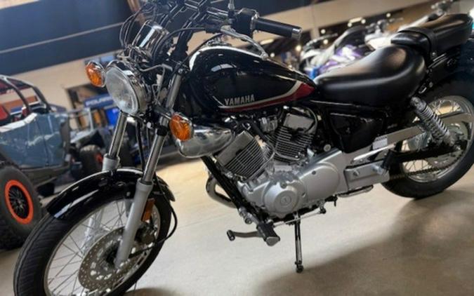 2025 Yamaha XV250S1CB 250