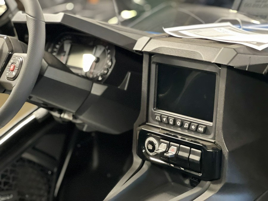 2026 Slingshot Slingshot SLR - AutoDrive