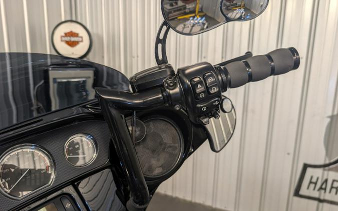 2015 Harley-Davidson CUSTOM VEHICLE OPS STREET GLIDE