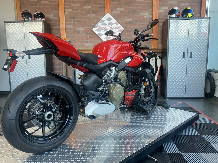 2024 Ducati Streetfighter V4