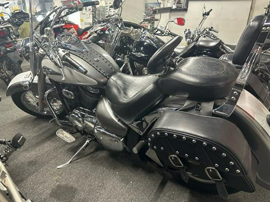 2003 Suzuki Intruder® Volusia