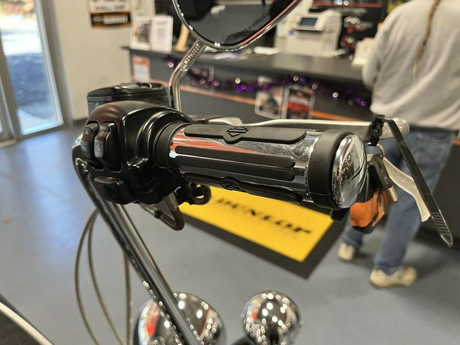 2011 Harley-Davidson® FLSTC - Heritage Softail® Classic