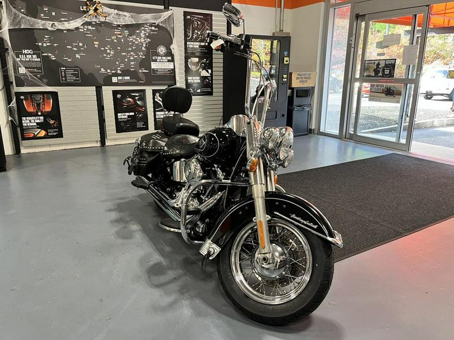 2011 Harley-Davidson® FLSTC - Heritage Softail® Classic