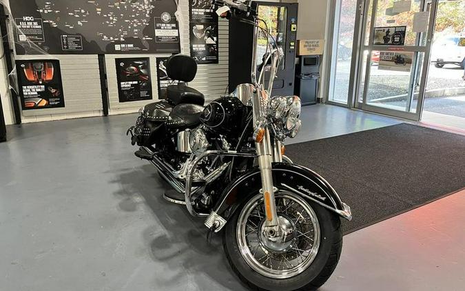 2011 Harley-Davidson® FLSTC - Heritage Softail® Classic