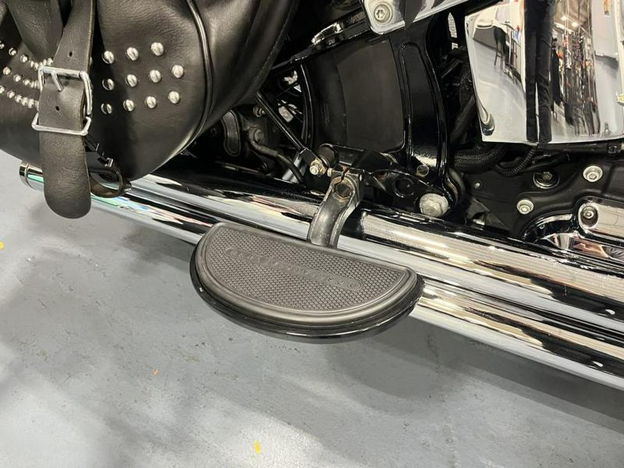 2011 Harley-Davidson® FLSTC - Heritage Softail® Classic