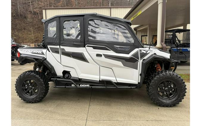 2022 Polaris GENERAL XP 4 DELUXE RIDE COMMAND EDITION