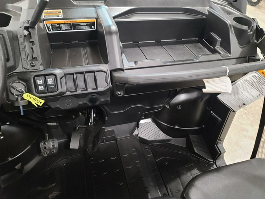 2026 Can-Am Defender MAX HD7