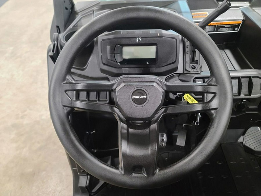 2026 Can-Am Defender MAX HD7