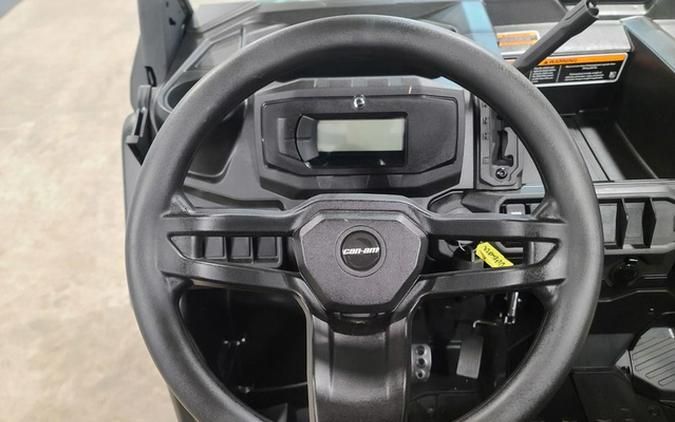 2026 Can-Am Defender MAX HD7