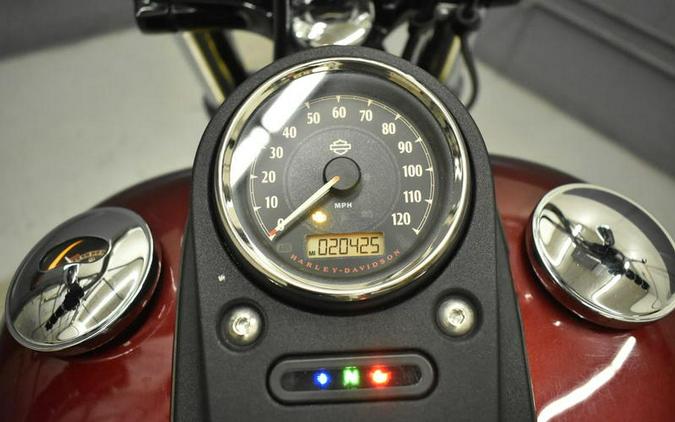 2011 Harley-Davidson® FXDB - Dyna® Street Bob®