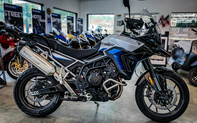 2026 TRIUMPH TIGER 900 ALPINE EDITION