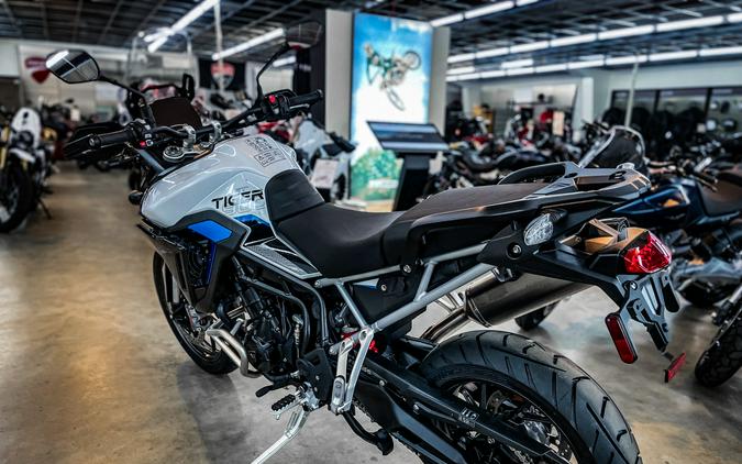 2026 TRIUMPH TIGER 900 ALPINE EDITION