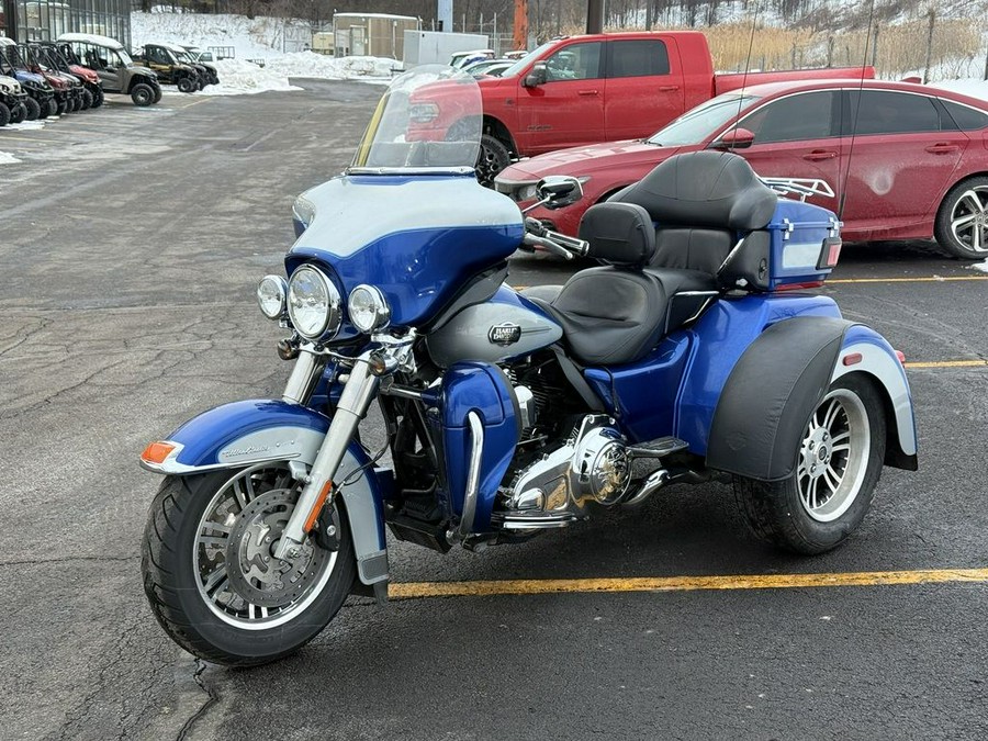 2010 Harley-Davidson® FLHTCUTG - Tri Glide® Ultra Classic®