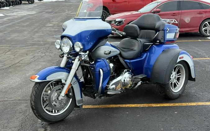 2010 Harley-Davidson® FLHTCUTG - Tri Glide® Ultra Classic®