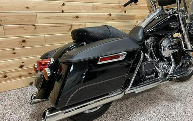 2015 Harley-Davidson Road King®