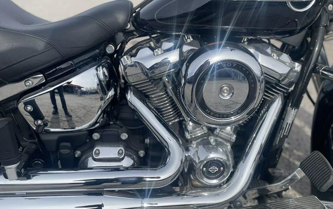 2020 Harley-Davidson Softail FLHC - Heritage Classic
