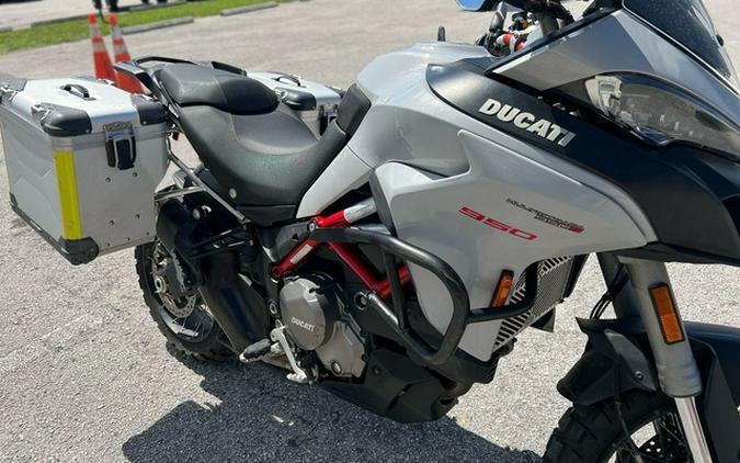 2019 Ducati Multistrada 950 S Spoked Wheels Glossy Grey