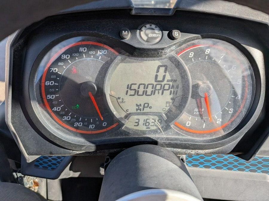 2019 Can-Am Commander XT 1000R Carbon Black & Octane Blue
