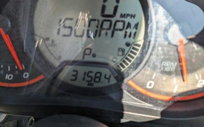 2019 Can-Am Commander XT 1000R Carbon Black & Octane Blue