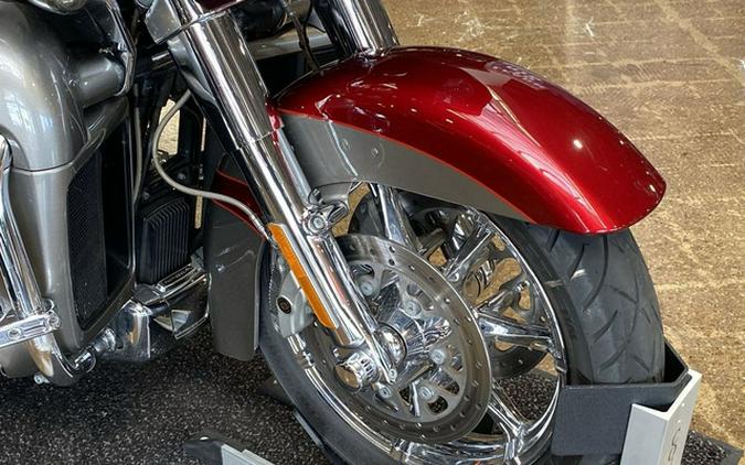 2016 Harley-Davidson FLTRUSE - CVO Road Glide Ultra