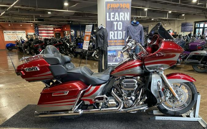 2016 Harley-Davidson FLTRUSE - CVO Road Glide Ultra