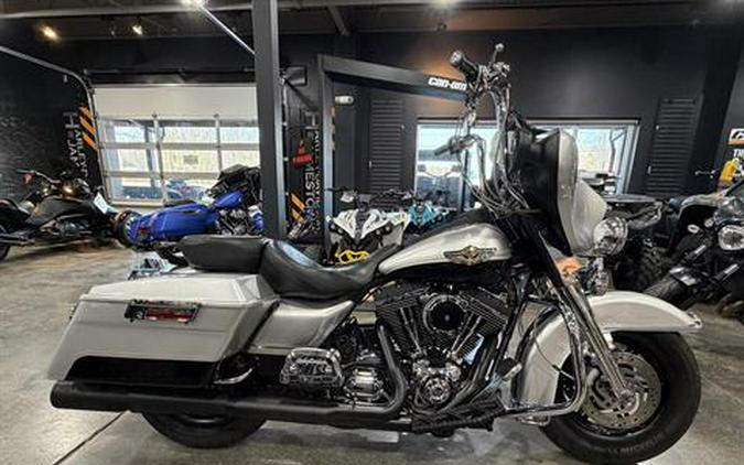 2003 Harley-Davidson FLHTC/FLHTCI Electra Glide® Classic