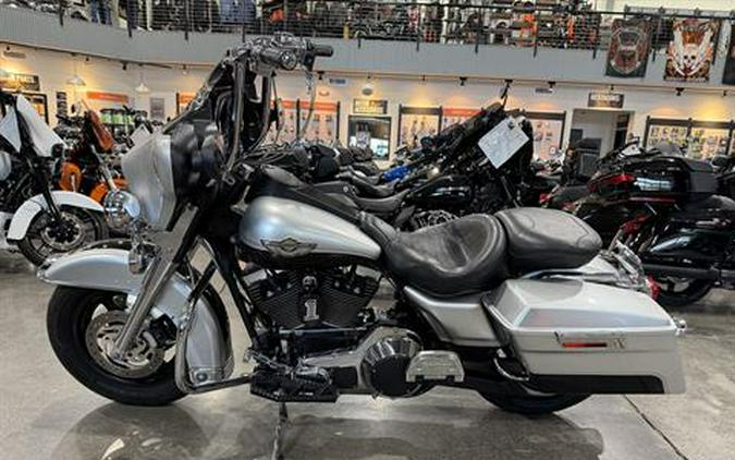 2003 Harley-Davidson FLHTC/FLHTCI Electra Glide® Classic