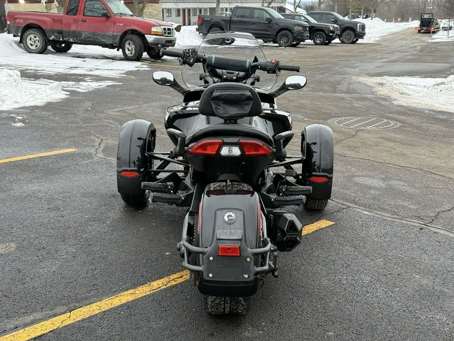 2018 Can-Am® Spyder® F3-S 6-speed manual with reverse (SM6)