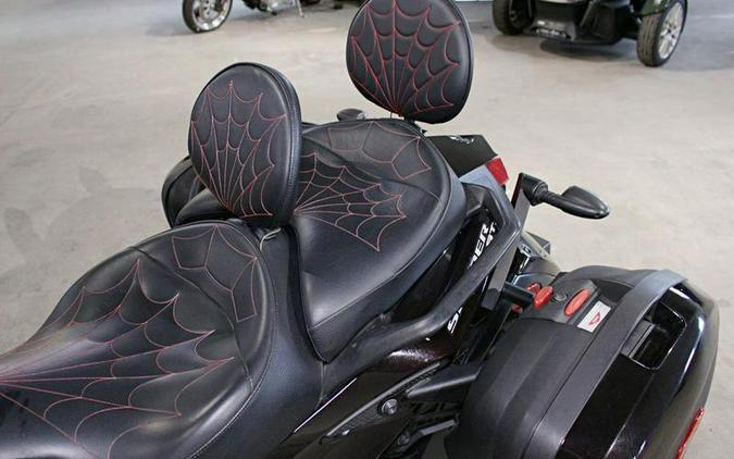 2014 Can-Am® Spyder® ST Limited SE5