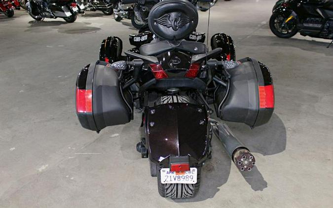 2014 Can-Am® Spyder® ST Limited SE5