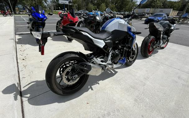 2022 BMW F 900 R